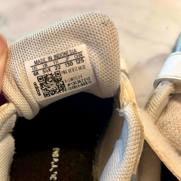 Adidas Kids White Sneakers with Blue Stripes - Picture 4 of 8